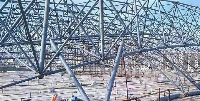 麻城盘点螺栓球网架对于选材方面的4个基本恳求